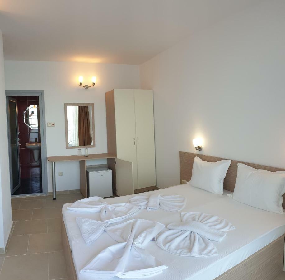 Harmony Hotel Sozopol Bagian luar foto