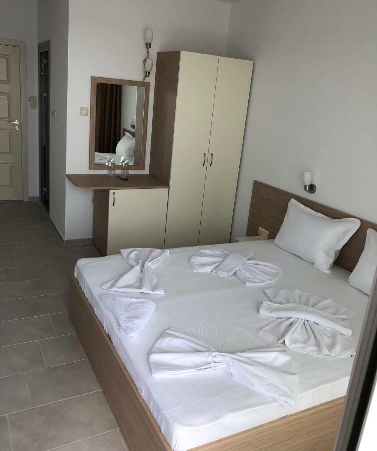 Harmony Hotel Sozopol Bagian luar foto