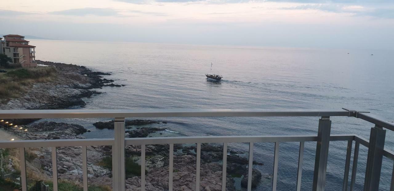 Harmony Hotel Sozopol Bagian luar foto